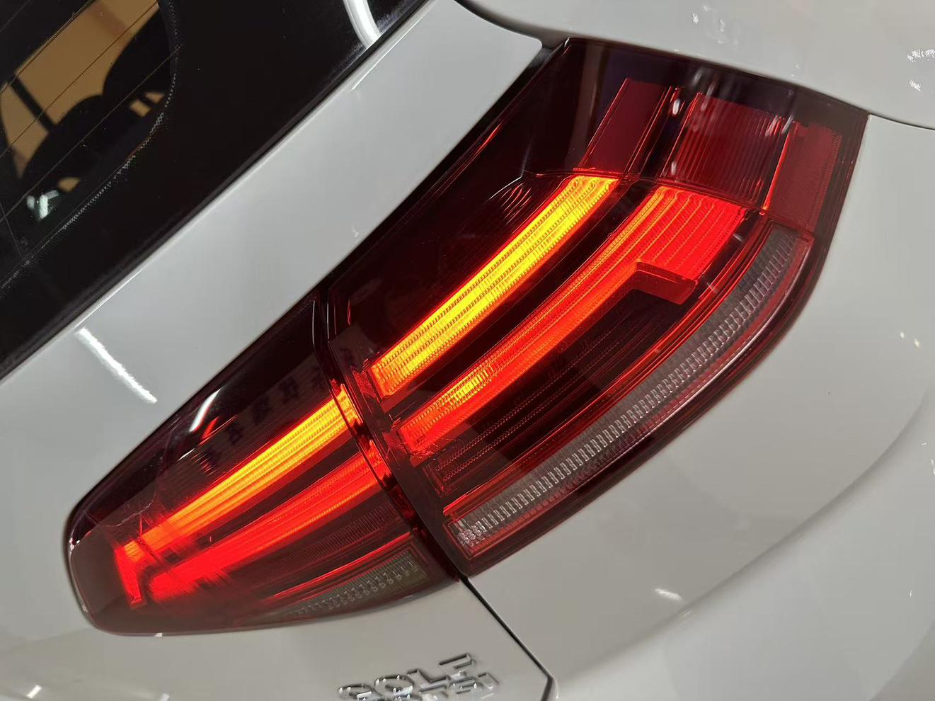 Volkswagen Golf 2018 thumb 6