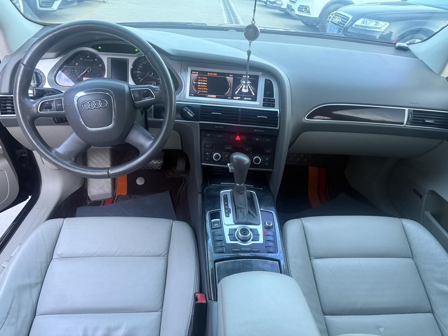 Audi A6 2011 thumb 5