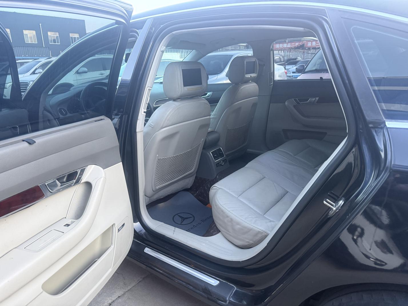Audi A6 2011 thumb 7