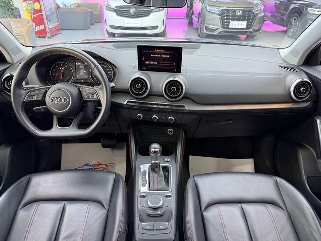 Audi Q2 2022 thumb 2