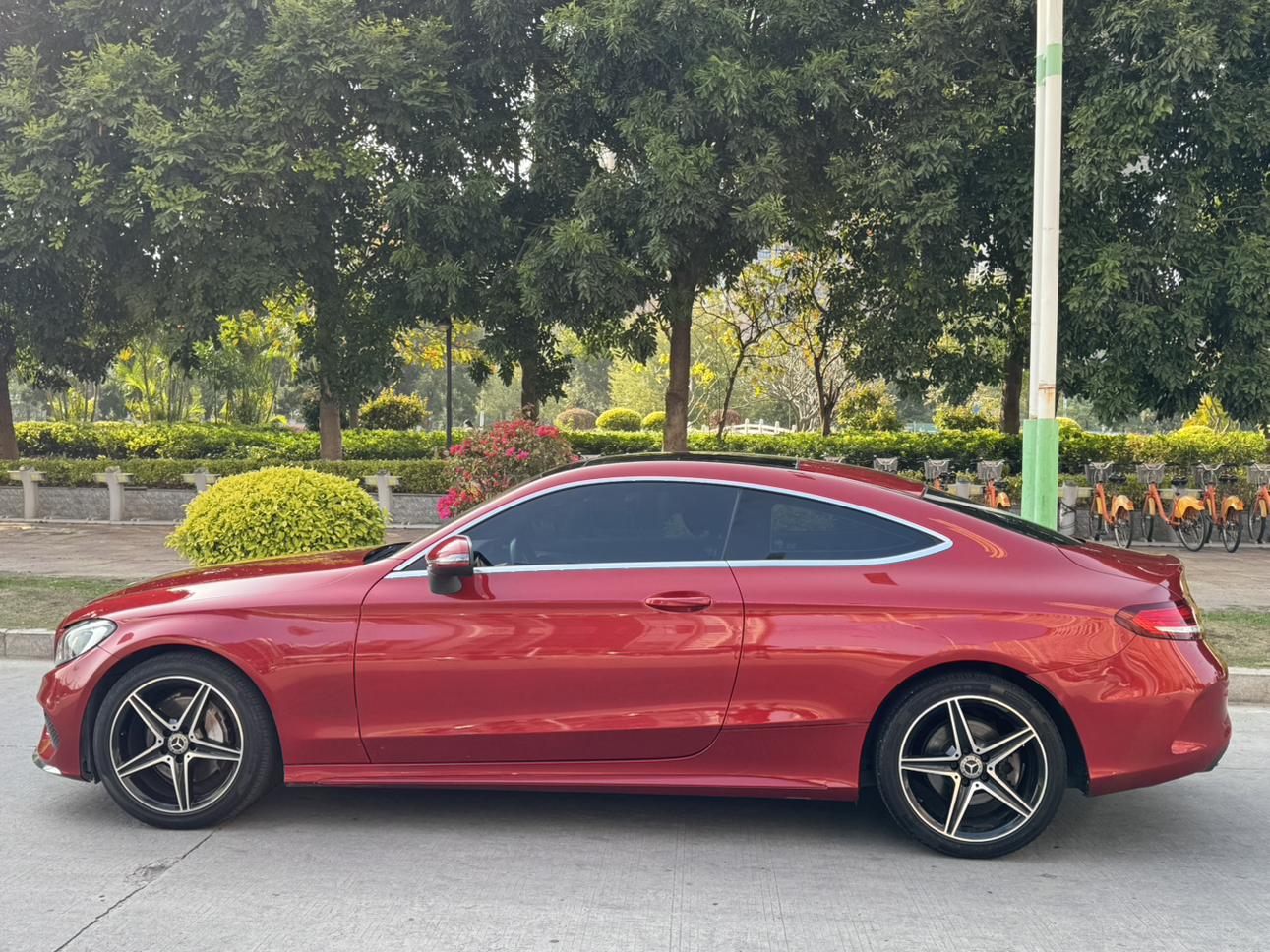 Mercedes-Benz C-Class 2018 thumb 12