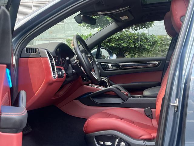 Porsche Cayenne 2019 thumb 6