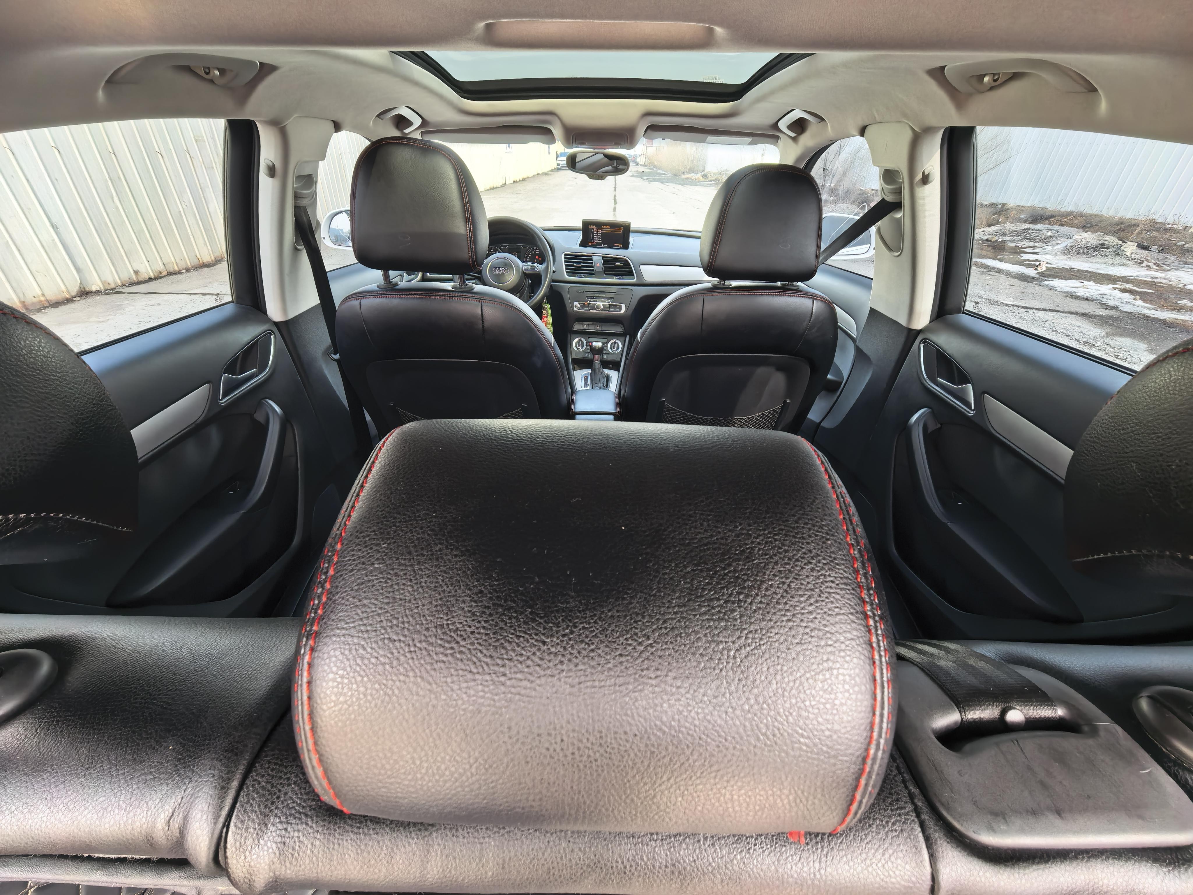 Audi Q3 2015 thumb 6