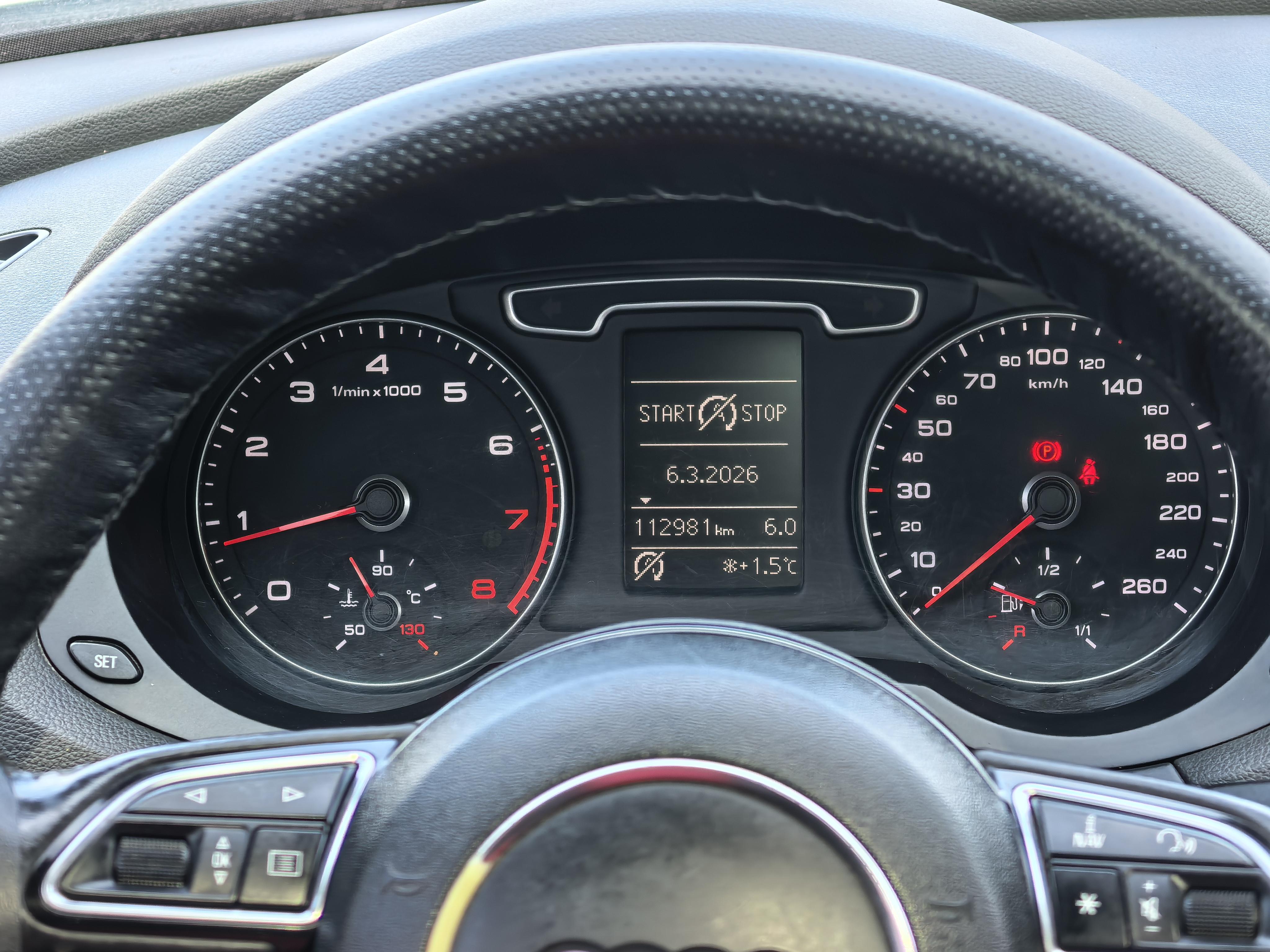 Audi Q3 2015 thumb 10
