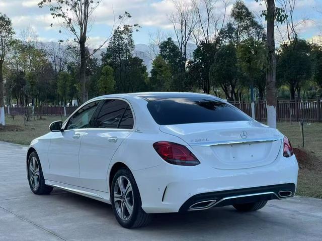 Mercedes-Benz C-Class 2021 thumb 7