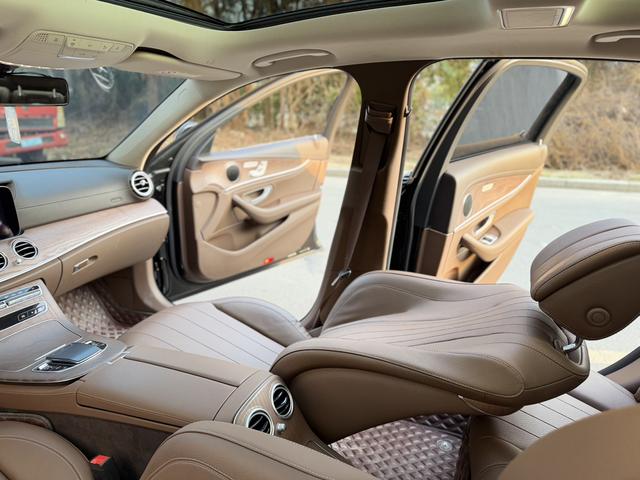 Mercedes-Benz E-Class 2021 thumb 3