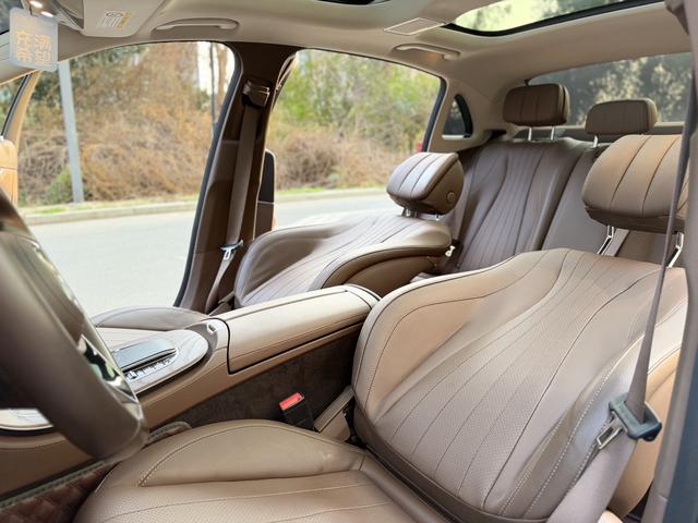 Mercedes-Benz E-Class 2021 thumb 9