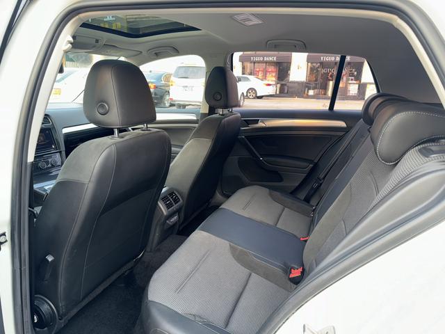 Volkswagen Golf 2019 thumb 2