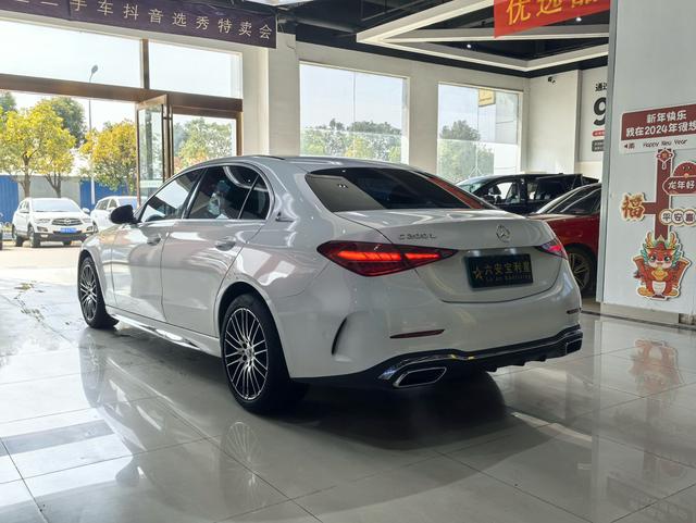 Mercedes-Benz C-Class 2023 thumb 3