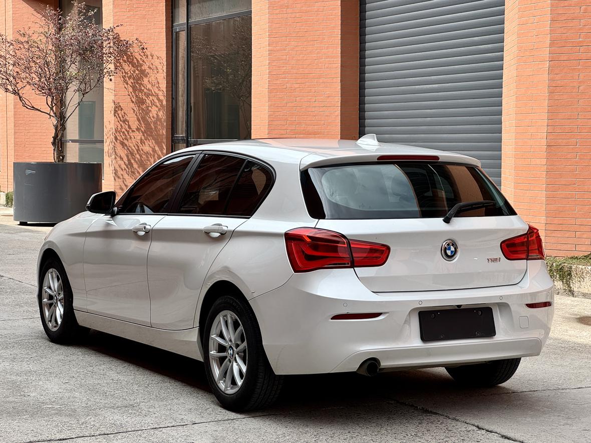 BMW 1 серии 2017 thumb 2