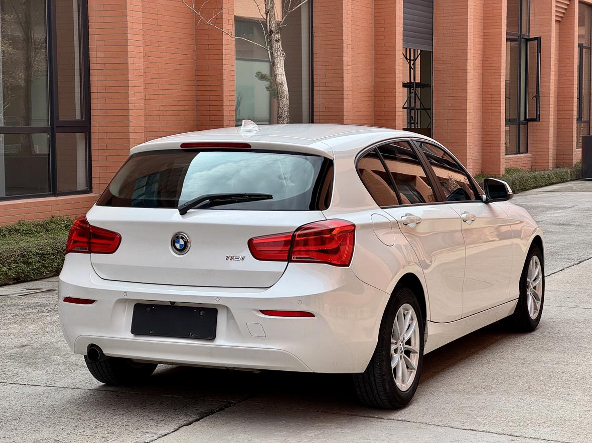 BMW 1 серии 2017 thumb 4