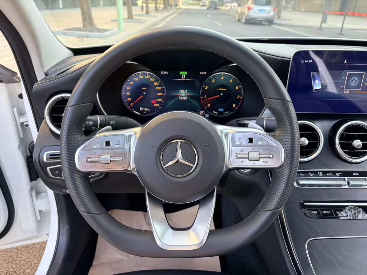 Mercedes-Benz C-Class 2021 thumb 11