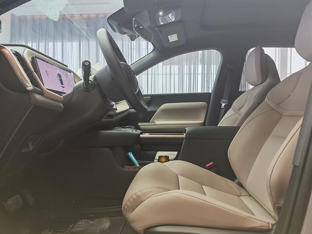 Volvo XC70 2026 thumb 10
