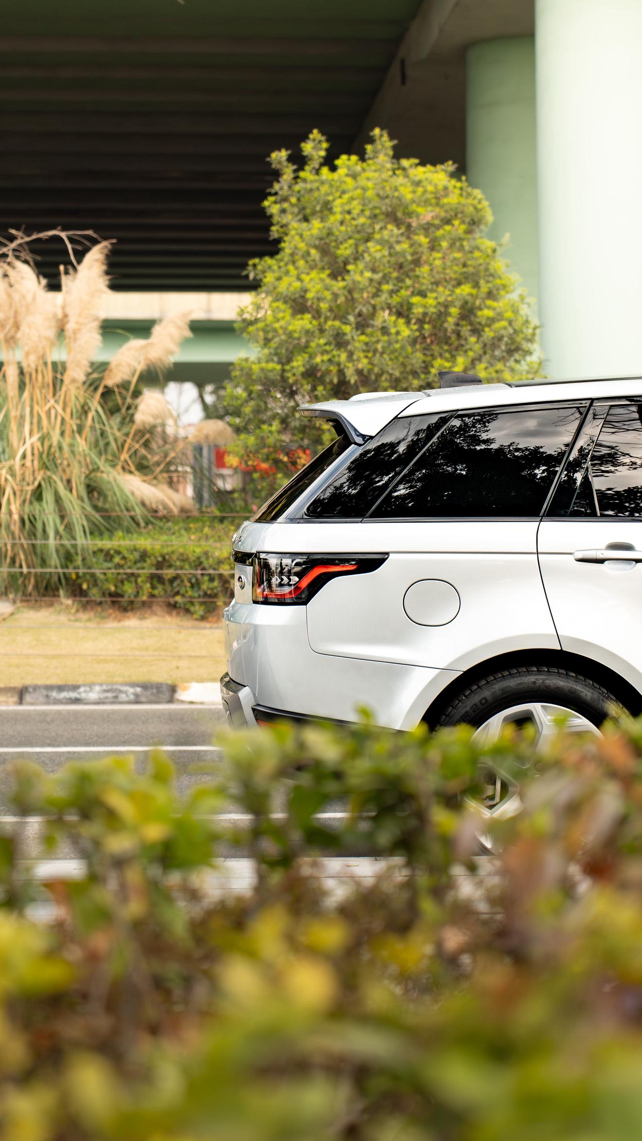 Land Rover Range Rover 2021 thumb 6
