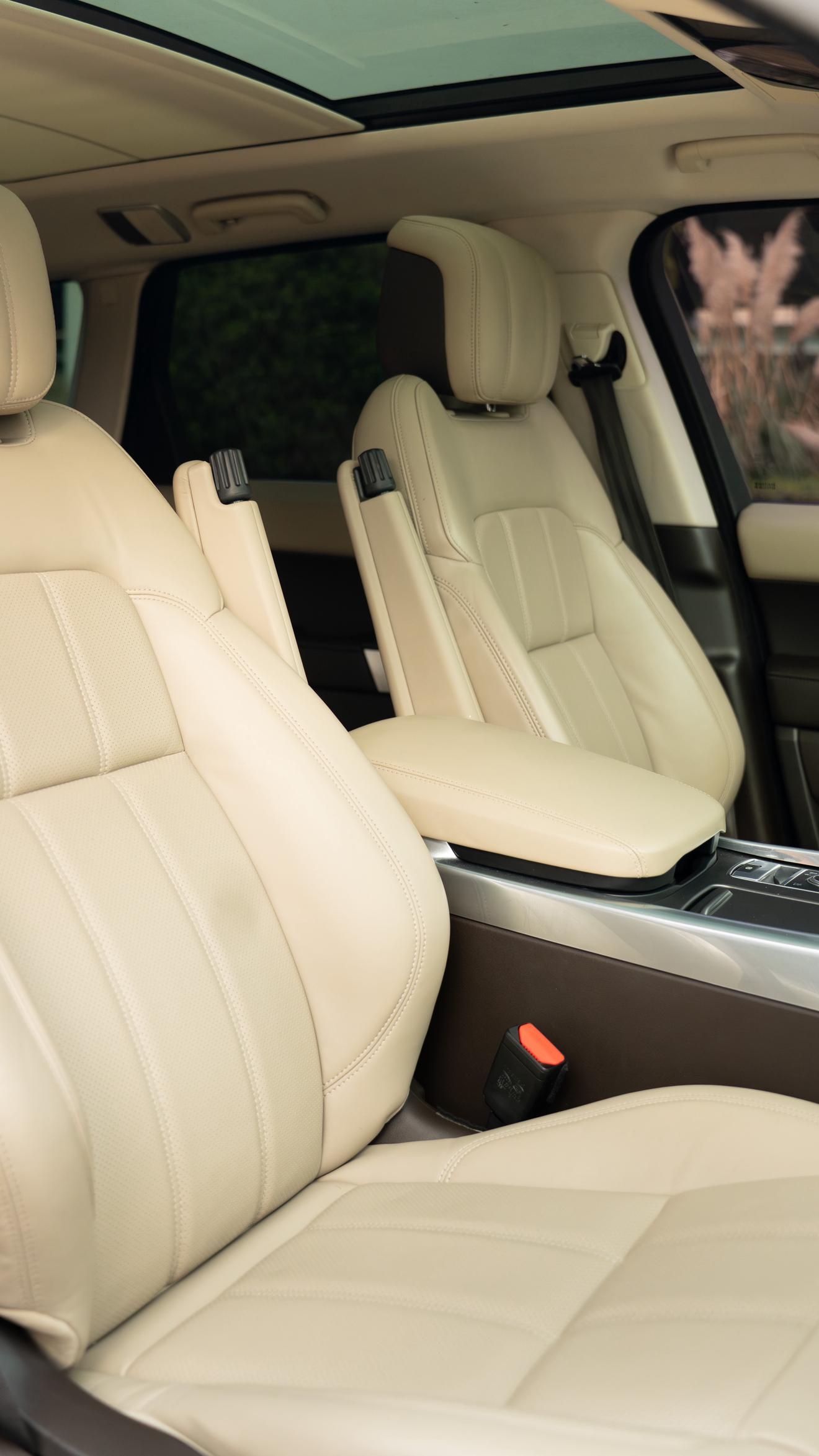 Land Rover Range Rover 2021 thumb 9