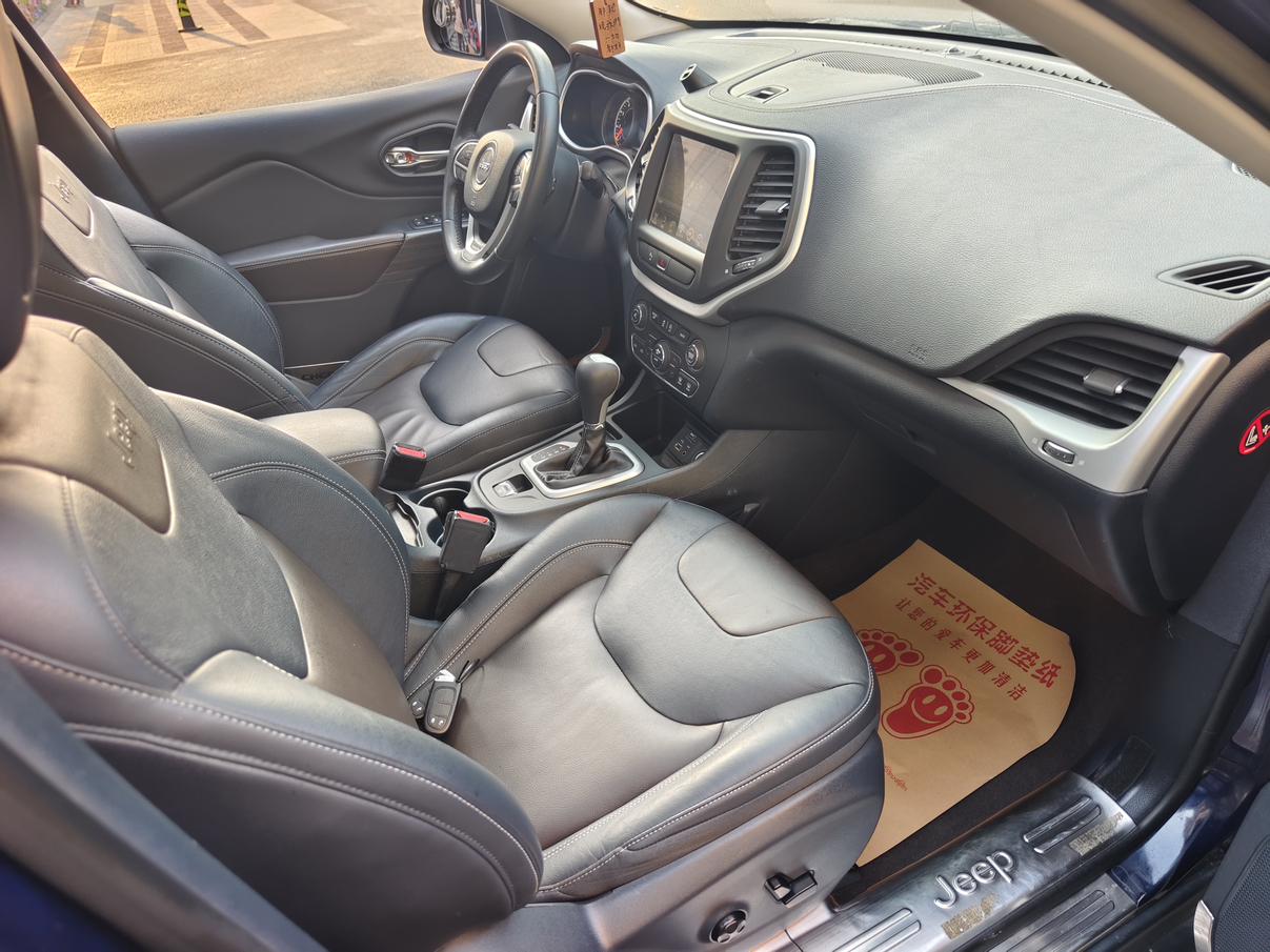 Jeep Renegade 2017 thumb 8