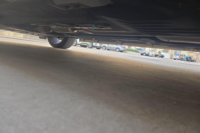 Geely Xingyue L 2024 thumb 9