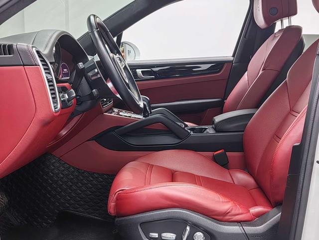 Porsche Cayenne 2020 thumb 7