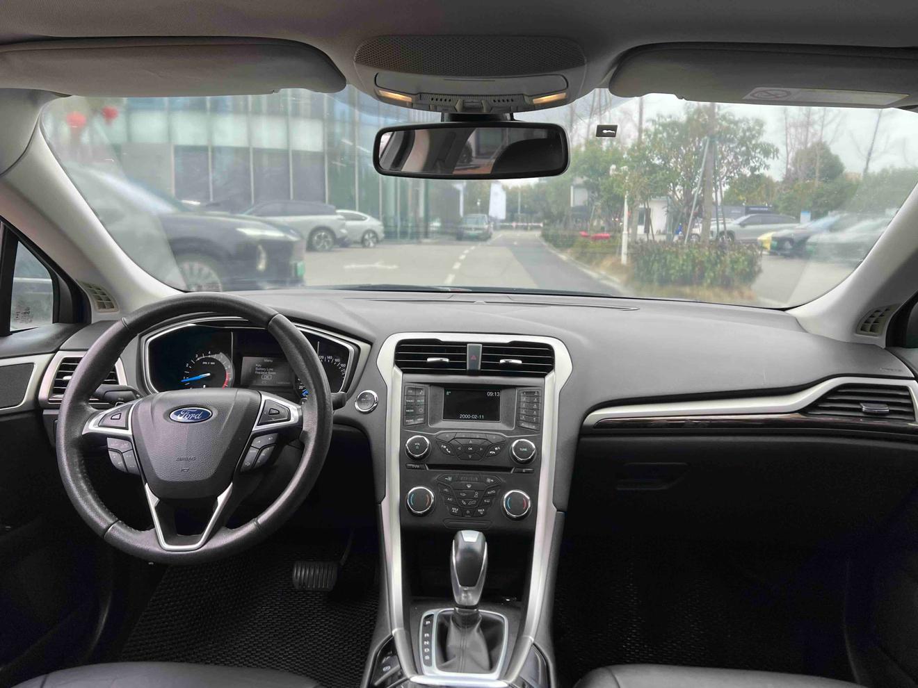 Ford Mondeo 2015 thumb 7
