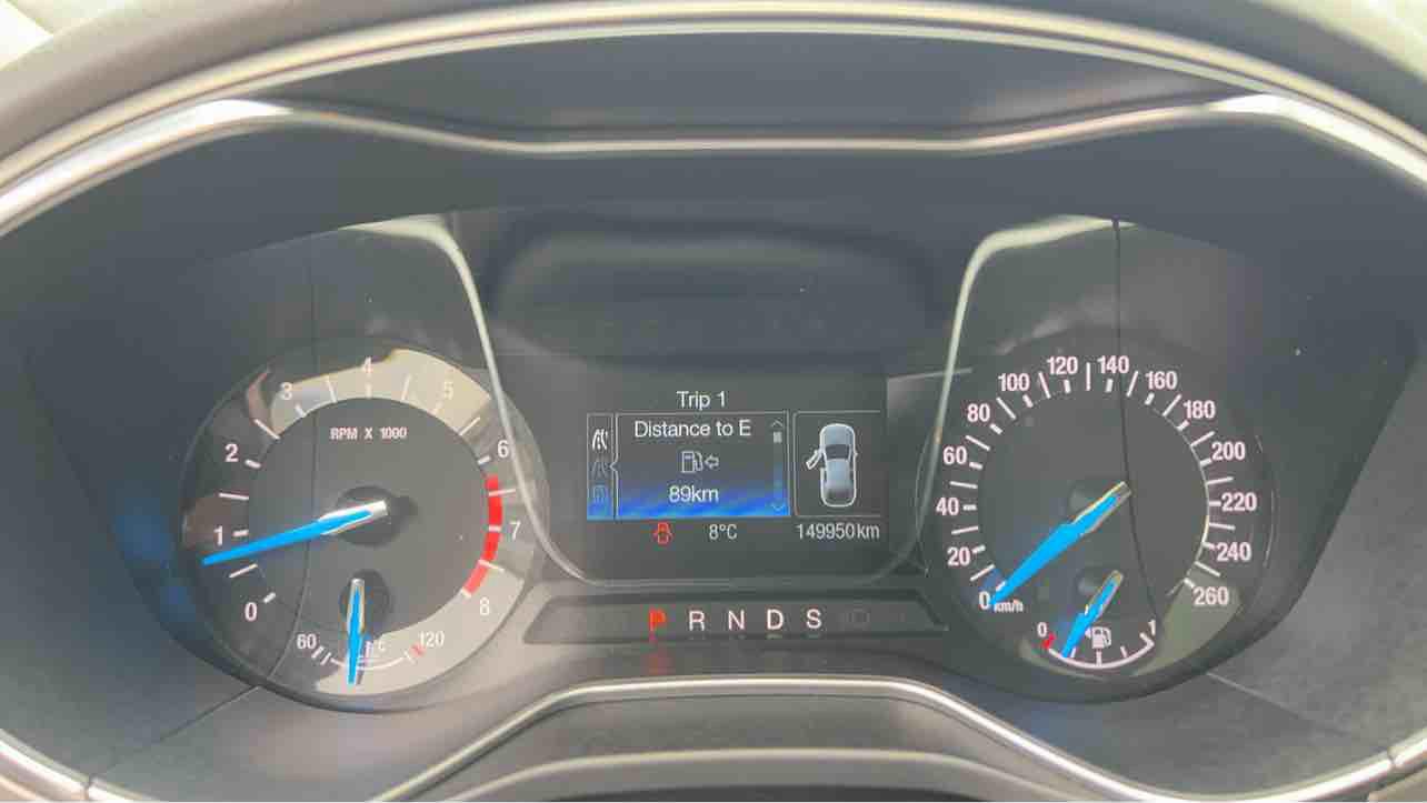Ford Mondeo 2015 thumb 8