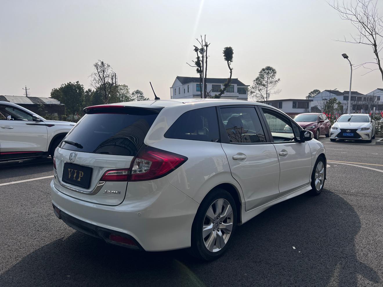 Honda Jade 2017 thumb 4