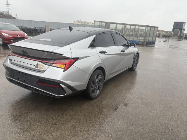 Hyundai Elantra 2023 thumb 4