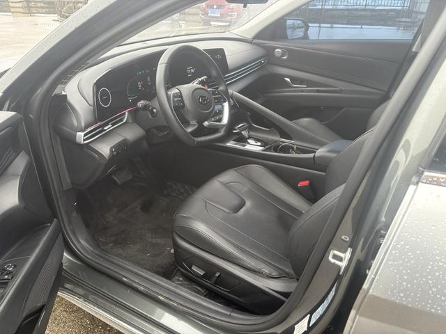 Hyundai Elantra 2023 thumb 5