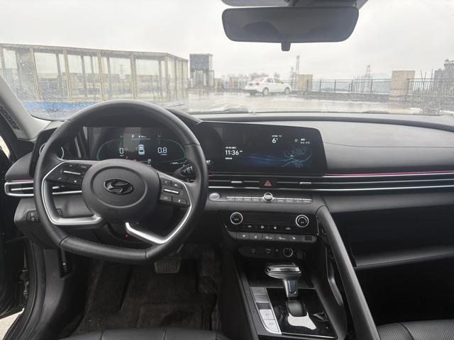 Hyundai Elantra 2023 thumb 7