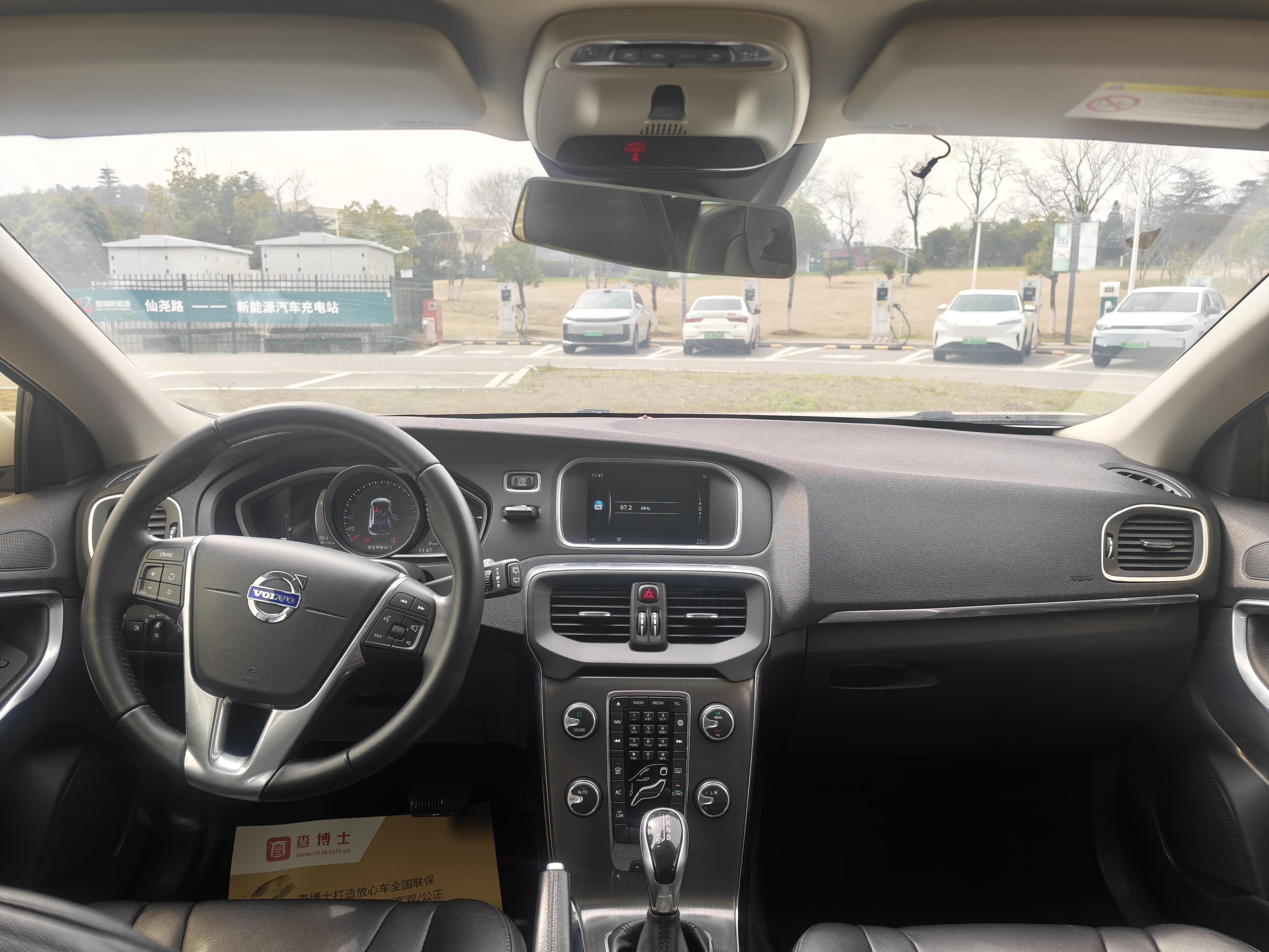 Volvo V40 2016 thumb 7
