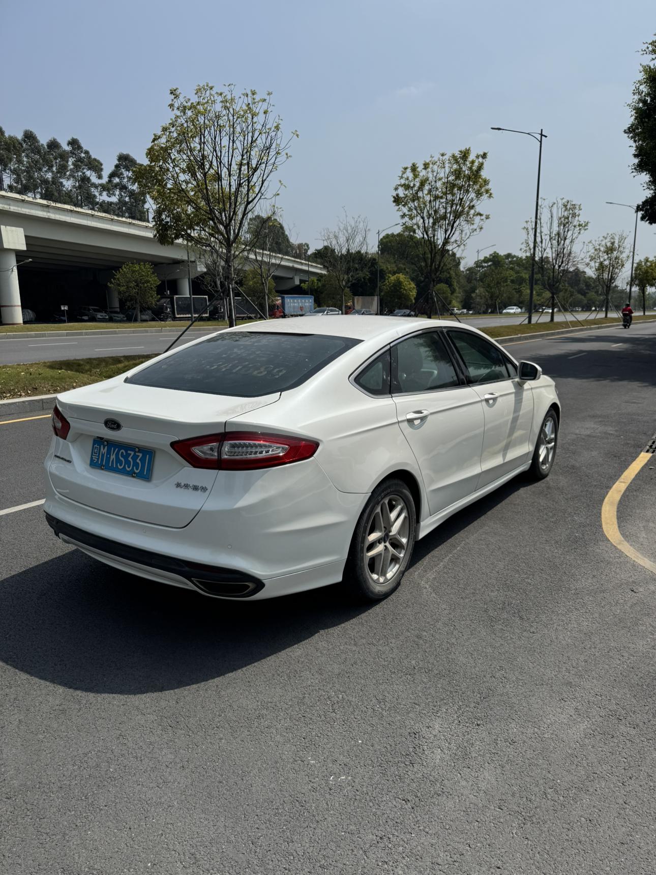 Ford Mondeo 2016 thumb 4