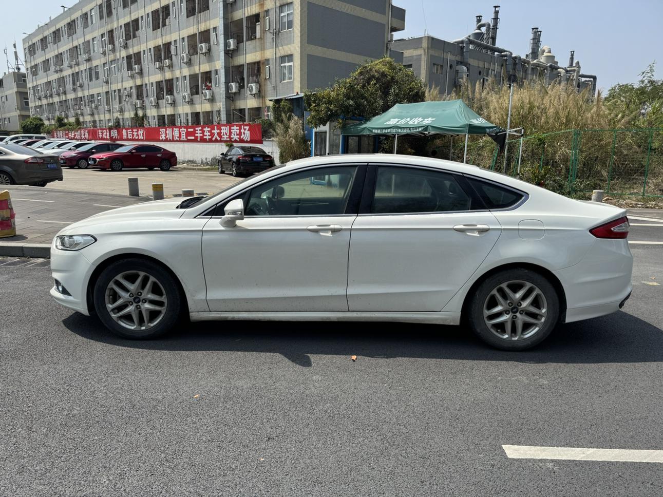 Ford Mondeo 2016 thumb 10