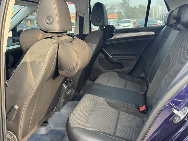 Volkswagen Golf 2020 thumb 6