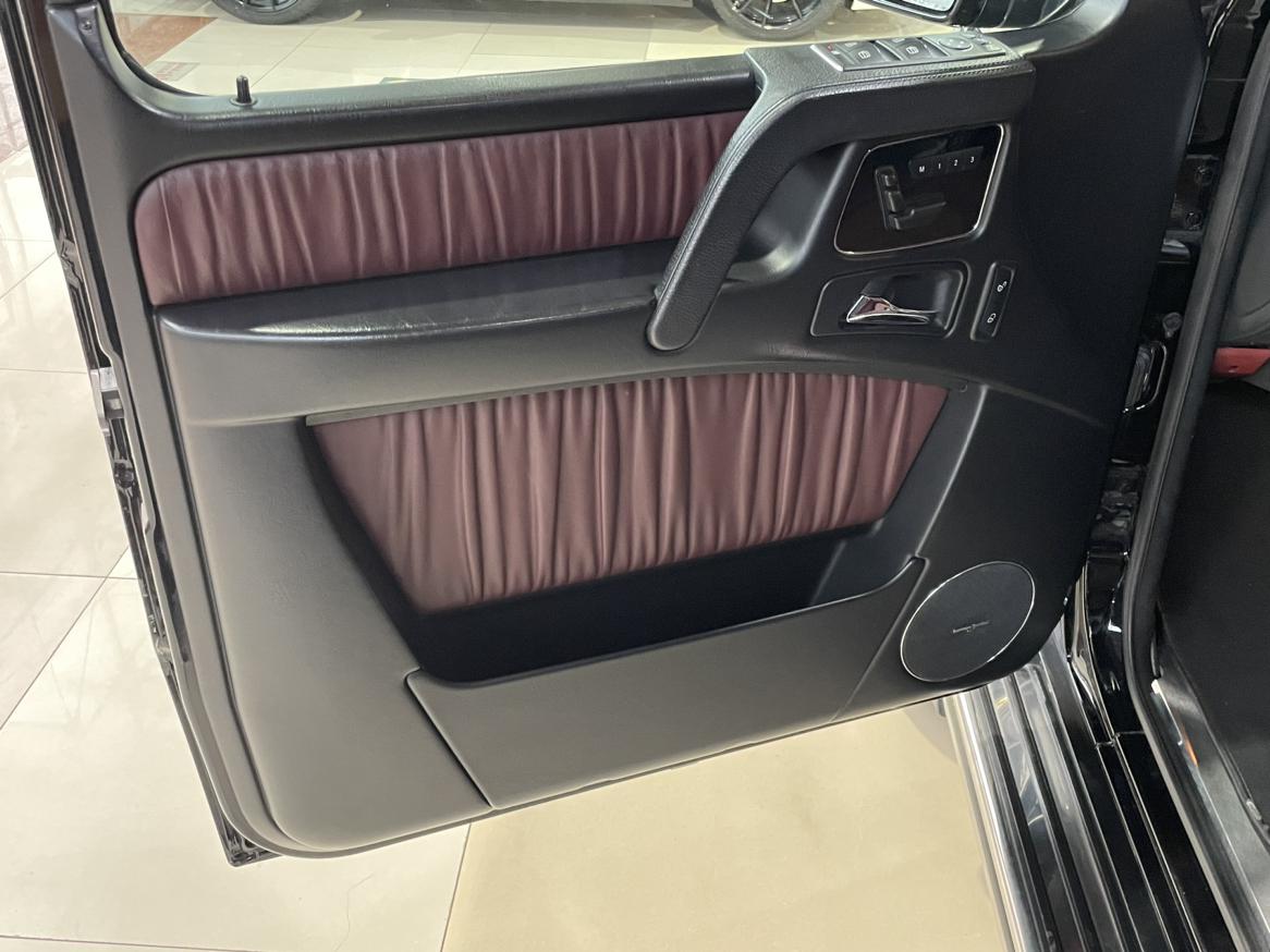 Mercedes-Benz G-Class 2017 thumb 9