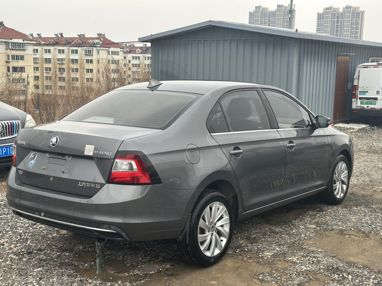 Skoda Rapid 2018 thumb 4