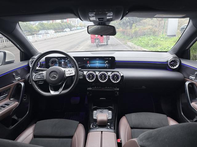 Mercedes-Benz A-Class 2022 thumb 2