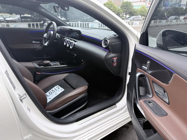 Mercedes-Benz A-Class 2022 thumb 3