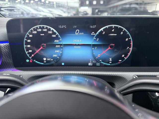 Mercedes-Benz A-Class 2022 thumb 5