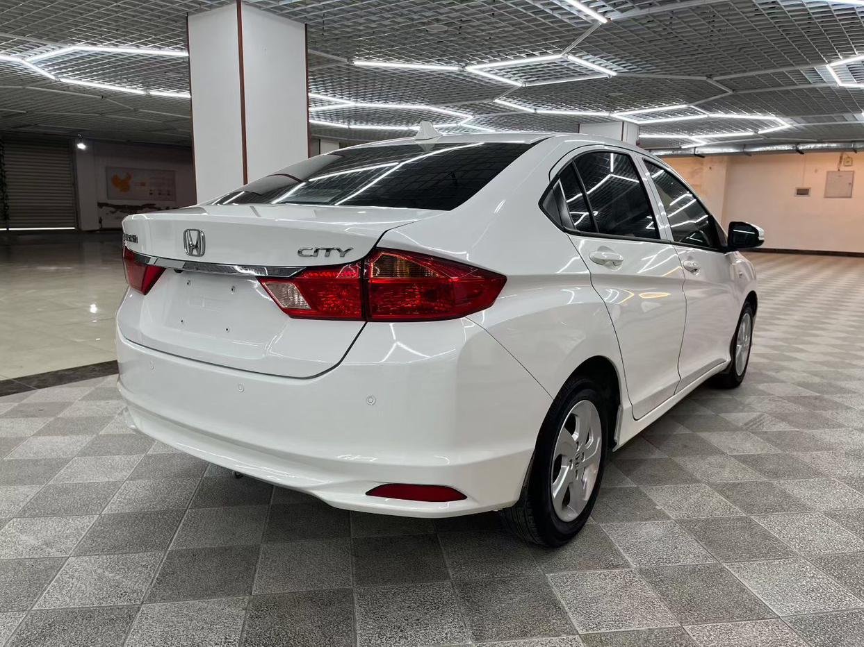 Honda City 2018 thumb 4