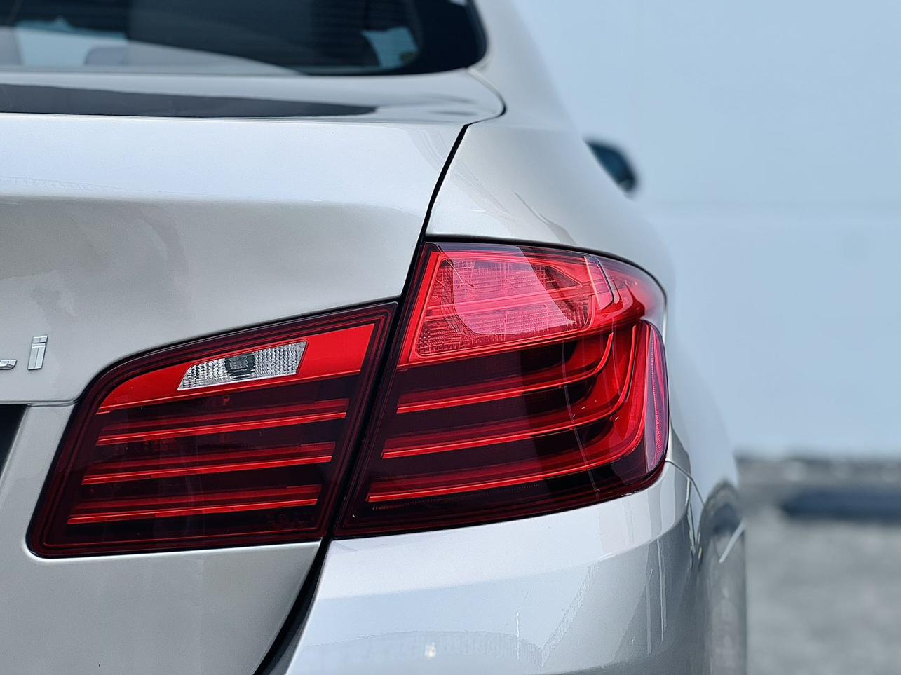 BMW 5 серии 2015 thumb 7