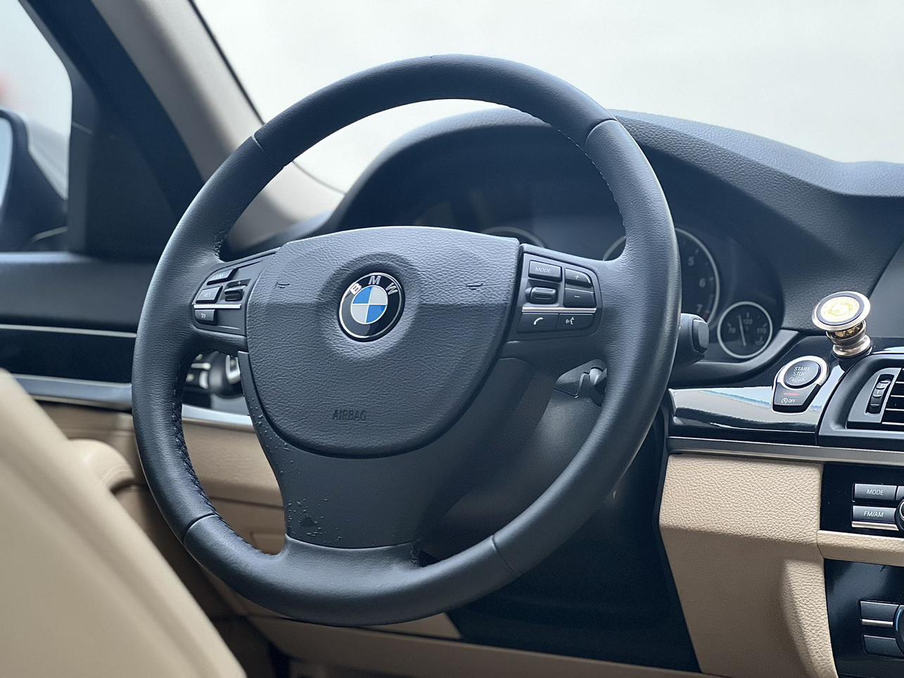 BMW 5 серии 2015 thumb 10