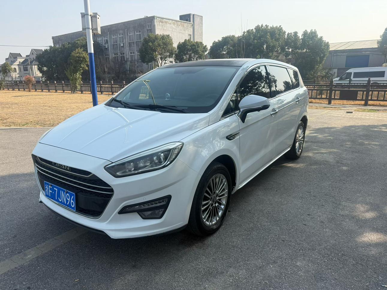 Lifan Xuan Lang 2018 thumb 8