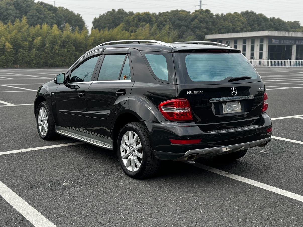 Mercedes-Benz M-Class 2011 thumb 11