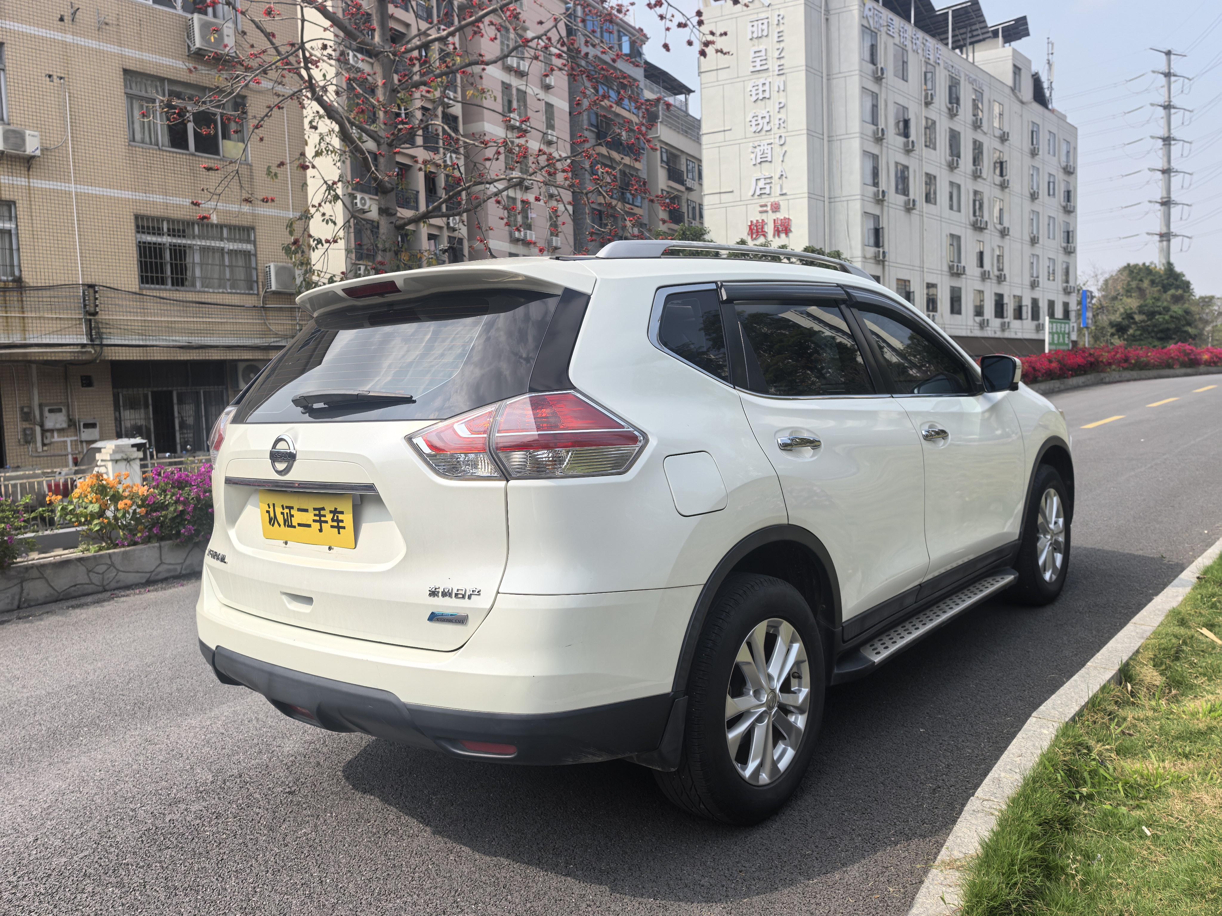 Nissan X-Trail 2016 thumb 5
