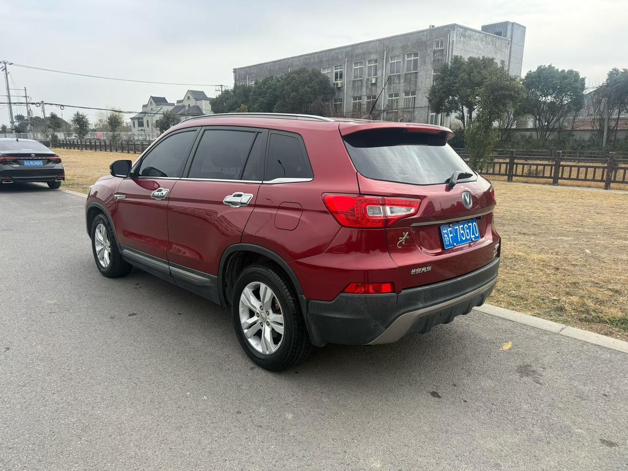 Changan CS75 2015 thumb 2