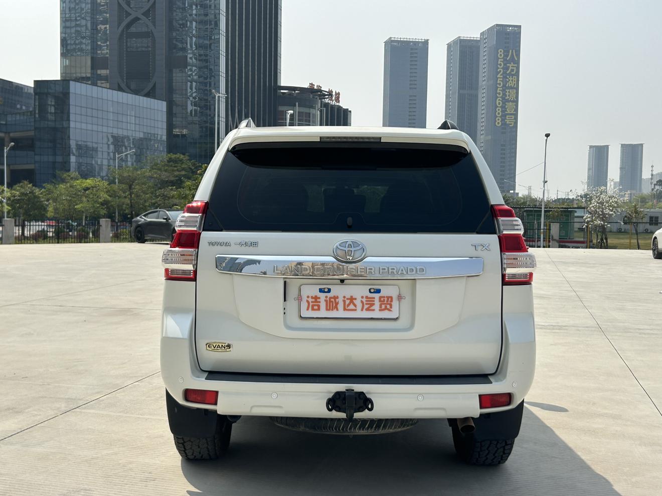Toyota Land Cruiser Prado 2017 thumb 4