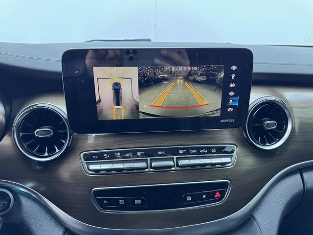 Mercedes-Benz V-Класс 2022 thumb 5