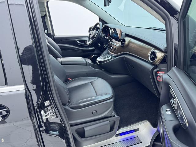 Mercedes-Benz V-Класс 2022 thumb 12