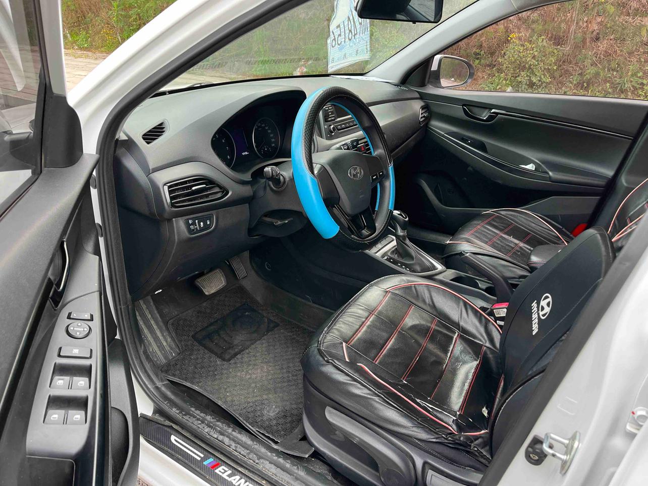 Hyundai Elantra 2023 thumb 9