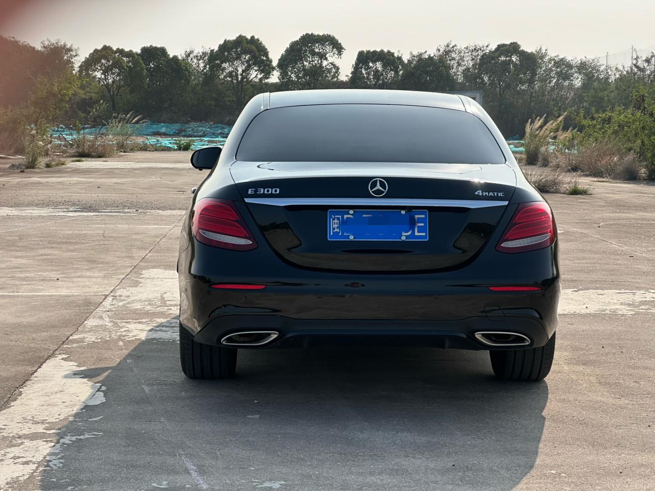 Mercedes-Benz E-Class 2017 thumb 3