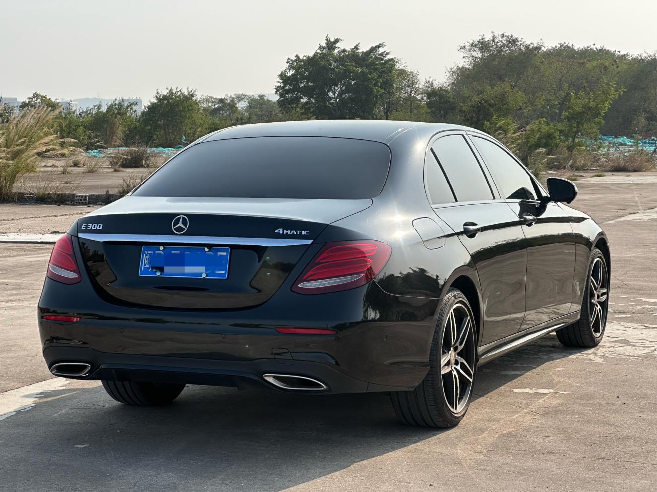 Mercedes-Benz E-Class 2017 thumb 4